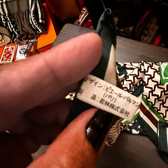 Pierre Balmain Camellia Silk Scarf - Picture 3 of 4